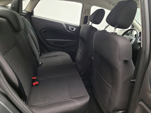 Used 2016 Ford Fiesta SE FWD image 19