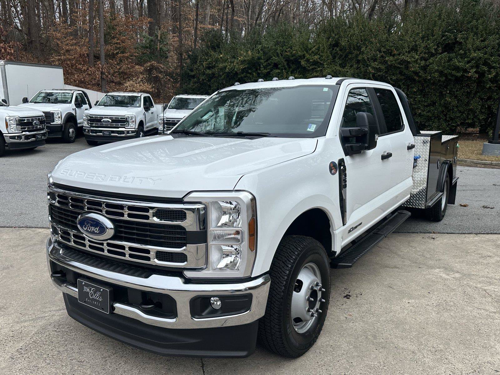 New 2026 Ford F350 XL w/ XL Chrome Package AWD/4WD image 3