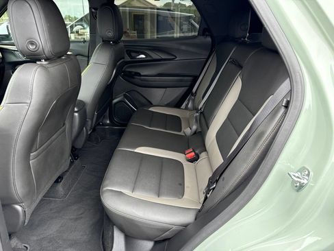 Used 2025 Chevrolet TrailBlazer ACTIV w/ Convenience Package FWD image 23