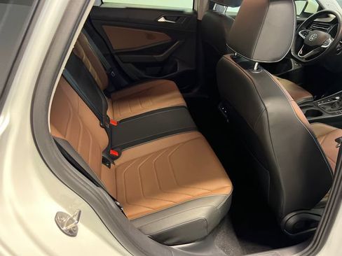 Certified 2025 Volkswagen Jetta SEL FWD image 12