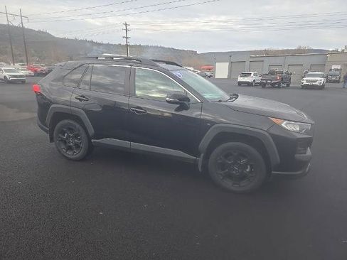 Used 2020 Toyota RAV4 TRD Off-Road w/ TRD Off-Road Weather Package image 3