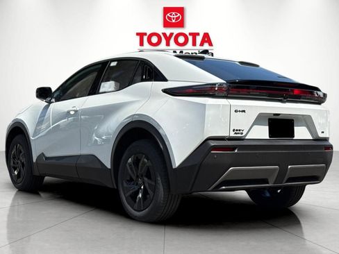 New 2026 Toyota C-HR AWD/4WD image 5