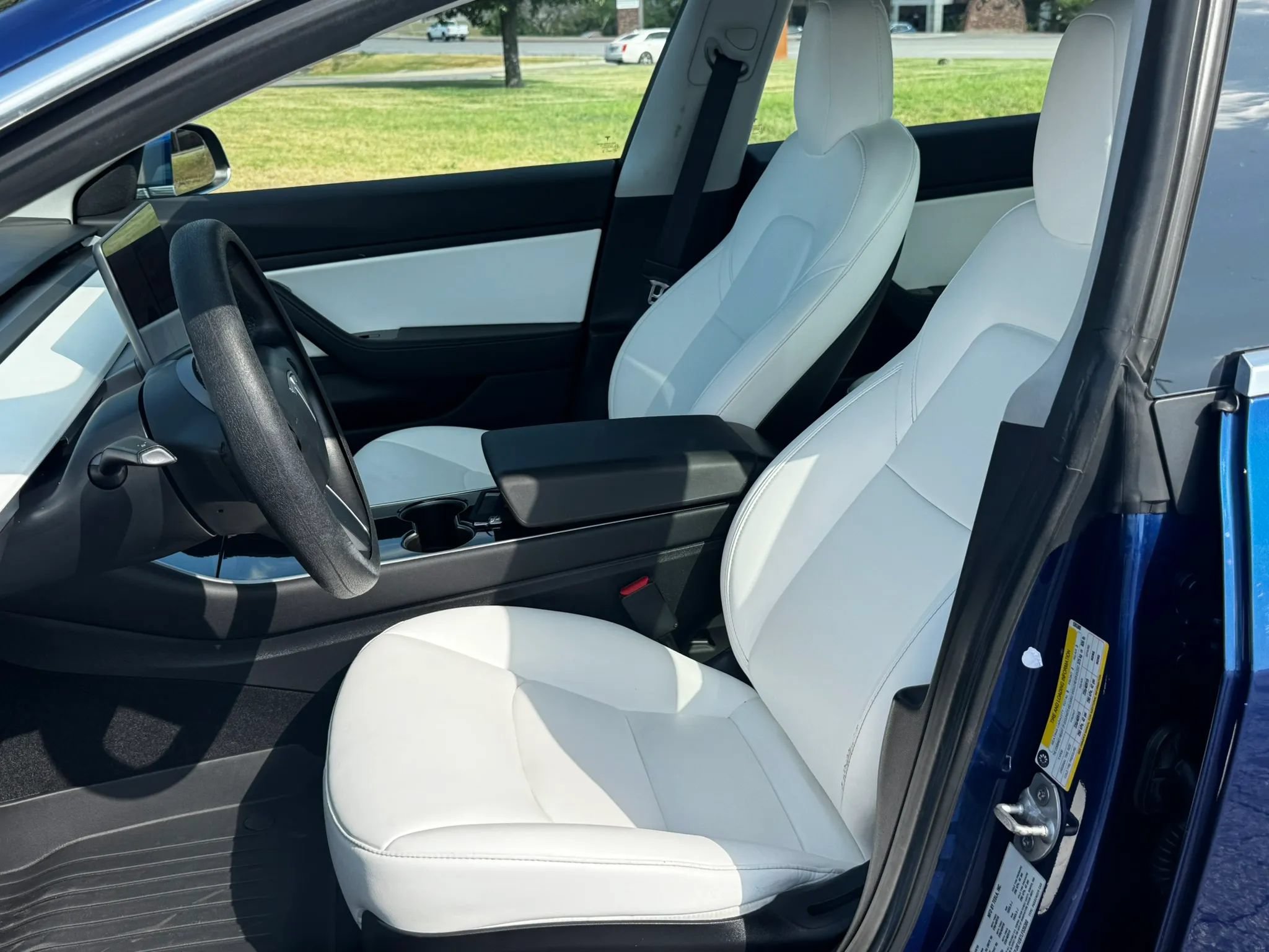 Used 2020 Tesla Model 3 Long Range AWD/4WD image 5