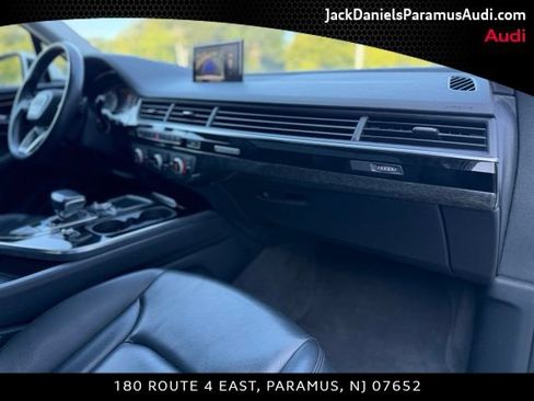 Used 2019 Audi Q7 3.0T Premium w/ Convenience Package AWD/4WD image 19