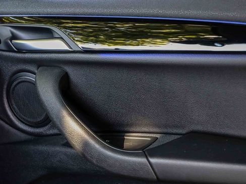 Used 2020 BMW X2 xDrive28i w/ Convenience Package image 16