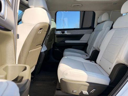 Used 2025 Hyundai Santa Fe Calligraphy image 33