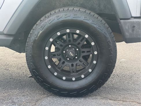 Used 2012 Jeep Wrangler Sport image 22