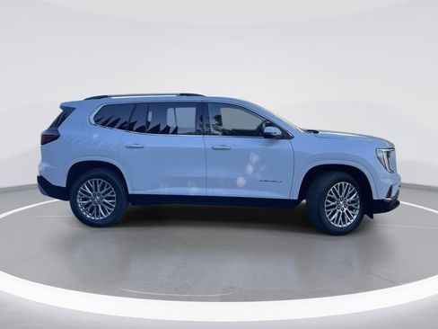 New 2026 GMC Acadia Denali w/ Super Cruise Package image 2