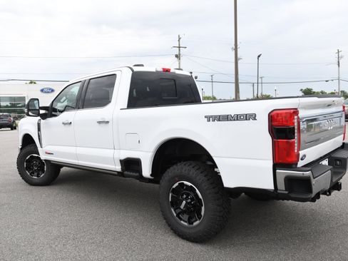 New 2026 Ford F250 King Ranch w/ Tremor Off-Road Package AWD/4WD image 8