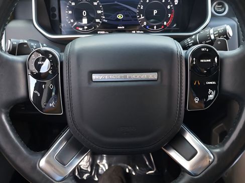 Used 2018 Land Rover Range Rover HSE image 20