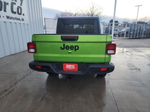 New 2026 Jeep Gladiator Sport AWD/4WD image 19