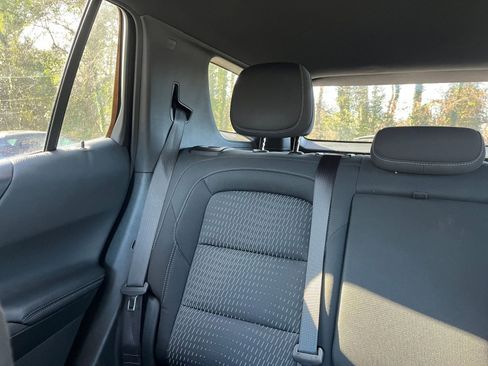 Used 2025 Chevrolet Equinox LT image 38