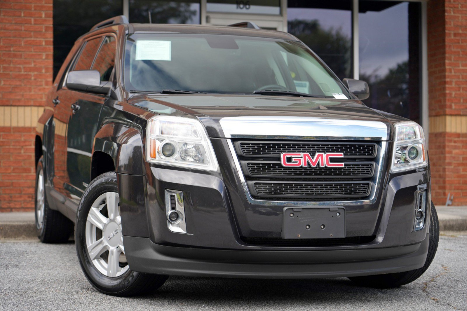 Used 2015 GMC Terrain SLT w/ Open Road Package FWD image 2