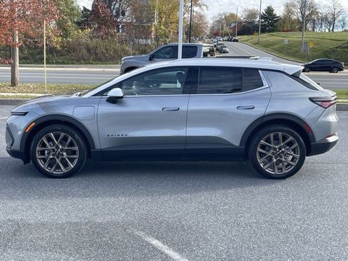 New 2026 Chevrolet Equinox EV LT w/ LPO, Tech Bronze Package image 4