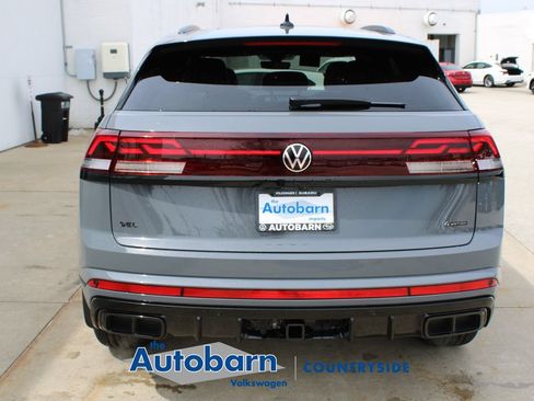 New 2026 Volkswagen Atlas Cross Sport SEL R-Line AWD/4WD image 5