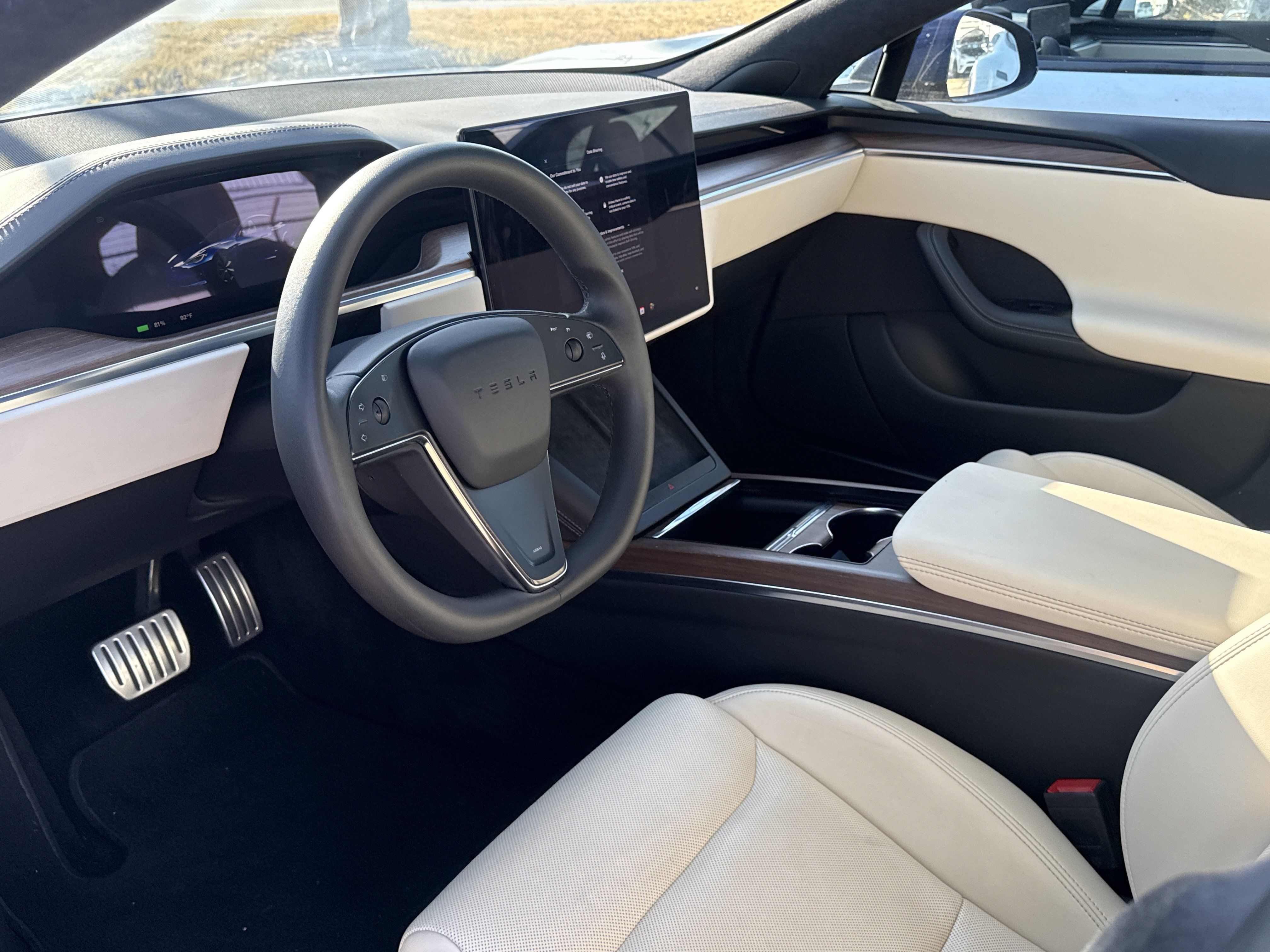 Used 2023 Tesla Model S Standard Range AWD/4WD image 4