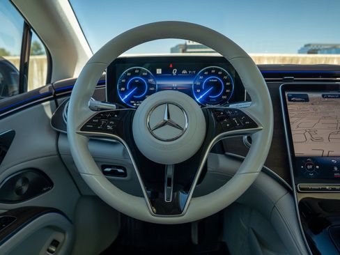 Certified 2023 Mercedes-Benz EQS 450+ 4MATIC Sedan image 22