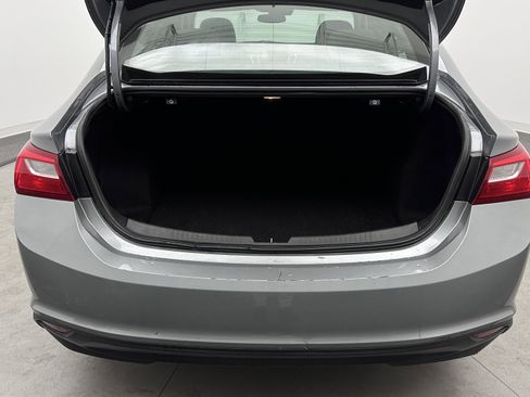 Used 2023 Chevrolet Malibu LT FWD image 29