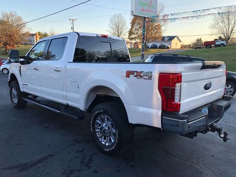 Used 2019 Ford F250 Lariat w/ Lariat Ultimate Package image 4