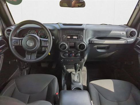 Used 2017 Jeep Wrangler Unlimited Sport image 13