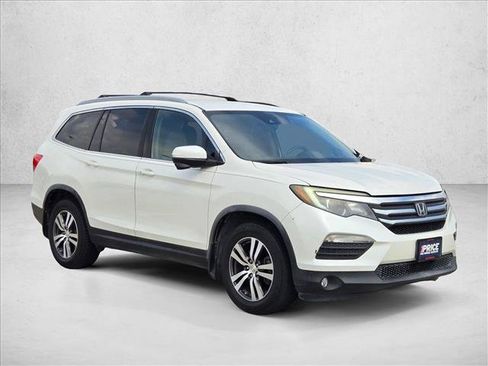 Used 2016 Honda Pilot EX image 3