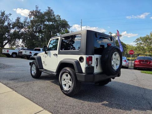 Used 2009 Jeep Wrangler X image 6