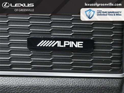 Used 2024 Jeep Grand Cherokee Limited w/ Luxury Tech Group II image 18