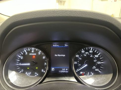 Used 2018 Nissan Rogue SL FWD image 20