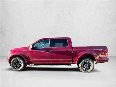 Used 2018 Ford F150 XLT w/ Equipment Group 302A Luxury AWD/4WD image 7