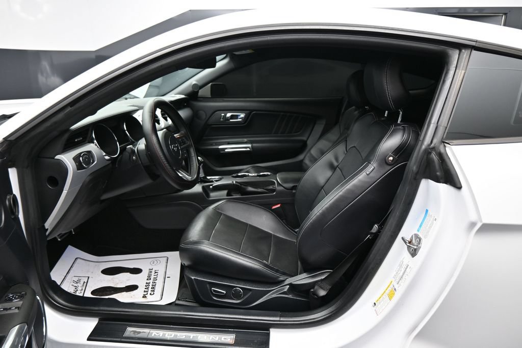 Used 2015 Ford Mustang GT Premium w/ Equipment Group 401A RWD image 10