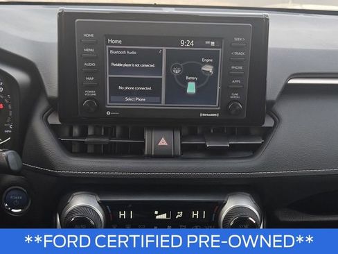 Used 2022 Toyota RAV4 XLE image 19