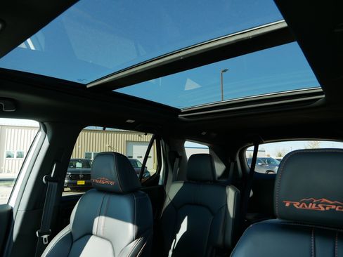 Certified 2024 Honda Pilot TrailSport image 33