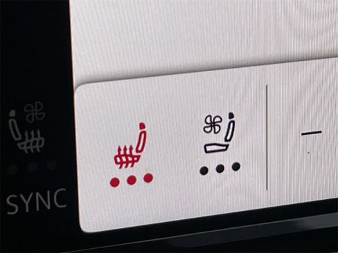 Used 2024 Volkswagen Atlas SE image 30