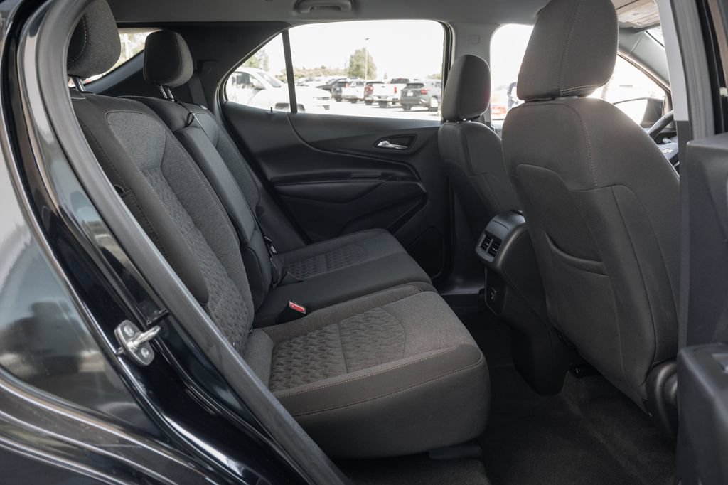 Used 2024 Chevrolet Equinox LT FWD image 39