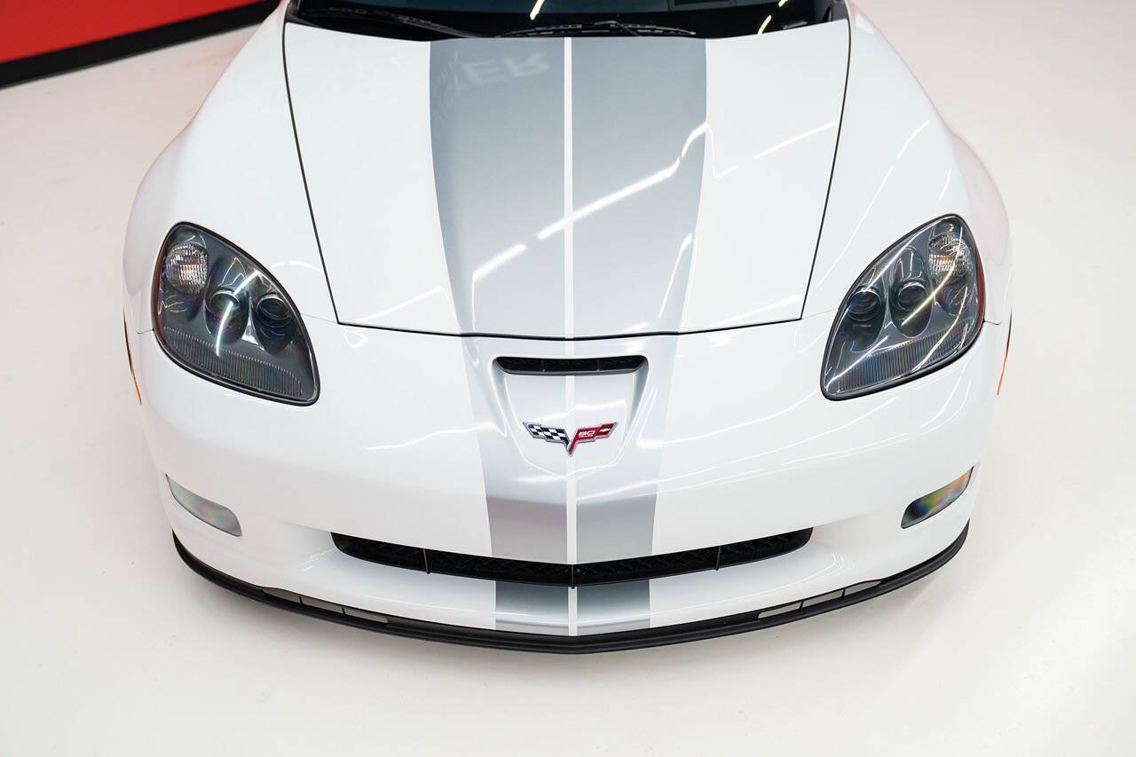 Used 2013 Chevrolet Corvette Grand Sport w/ 4LT Preferred Equipment Group RWD image 3