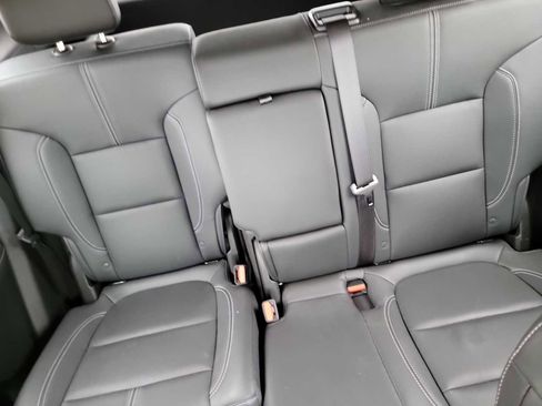Used 2023 Chevrolet Blazer LT AWD/4WD image 21