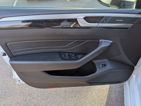 Used 2021 Volkswagen Arteon SEL Premium image 12