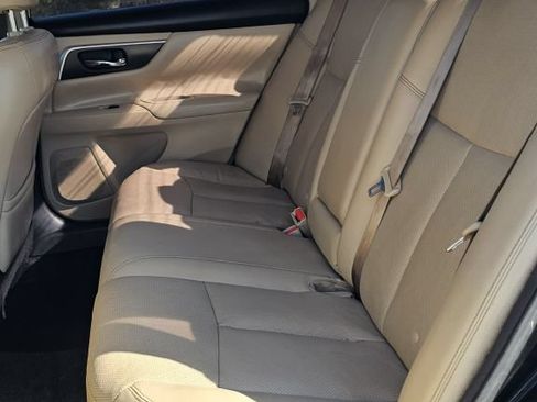 Used 2016 Nissan Altima 2.5 SL w/ 2.5 Technology w/LED Package FWD image 7
