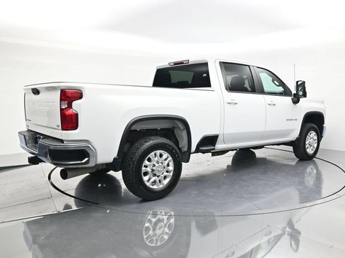 Used 2023 Chevrolet Silverado 2500 LT AWD/4WD image 5