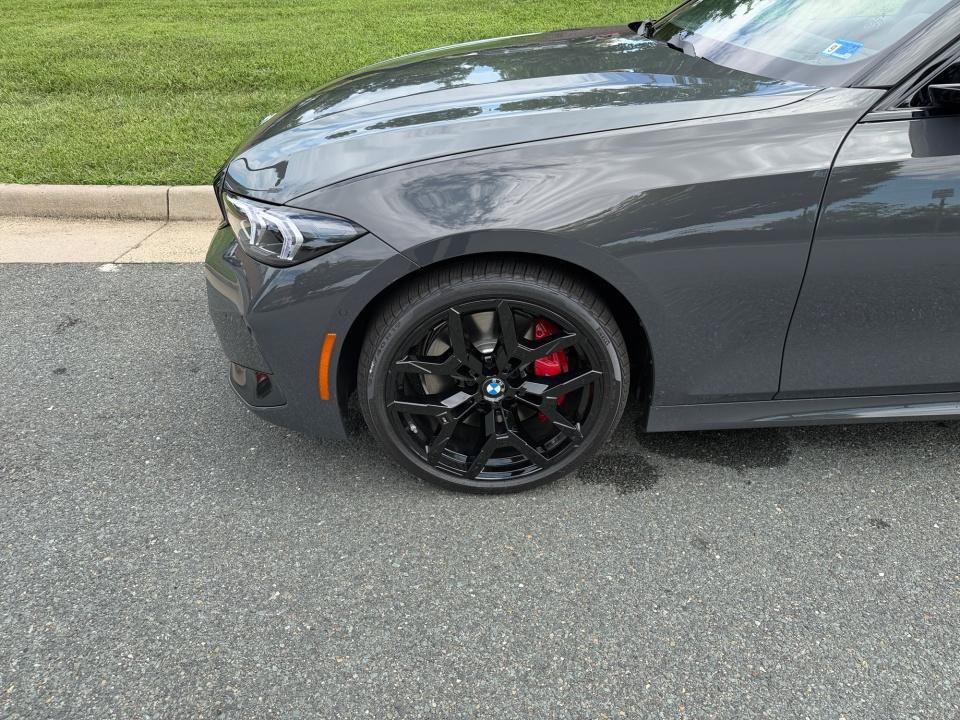 New 2026 BMW 330i xDrive Sedan w/ M Sport Package AWD/4WD image 27