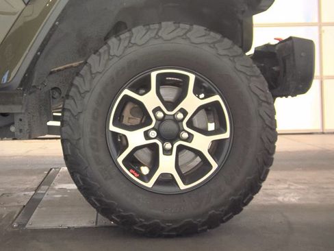 Used 2023 Jeep Wrangler Unlimited Rubicon w/ Steel Bumper Group AWD/4WD image 22