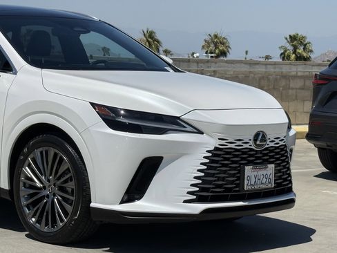 Certified 2024 Lexus RX 450h AWD w/ Convenience Package image 3
