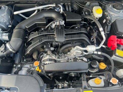 Certified 2025 Subaru Crosstrek 2.0i Premium image 10