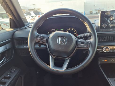 Certified 2025 Honda CR-V Sport image 13