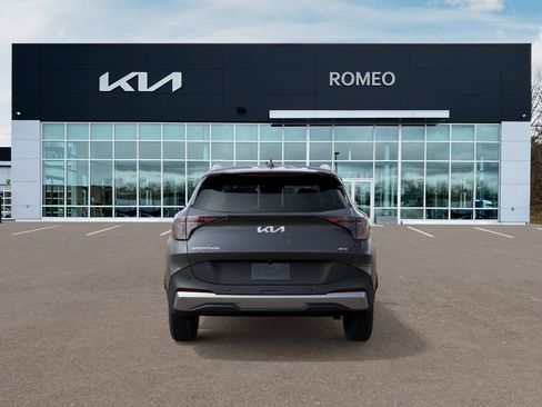 New 2026 Kia Sportage EX image 6