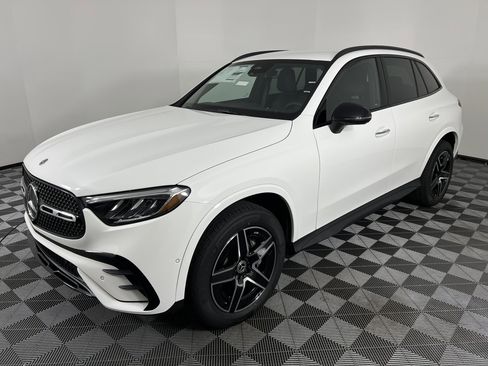 New 2026 Mercedes-Benz GLC 300 4MATIC image 8