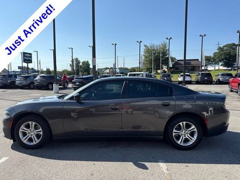 Used 2023 Dodge Charger SXT RWD image 5