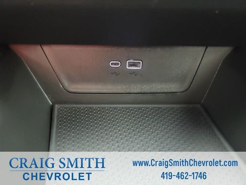 Used 2025 Chevrolet Equinox LT image 28