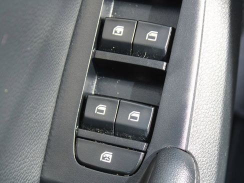 Certified 2024 Kia Seltos S image 19