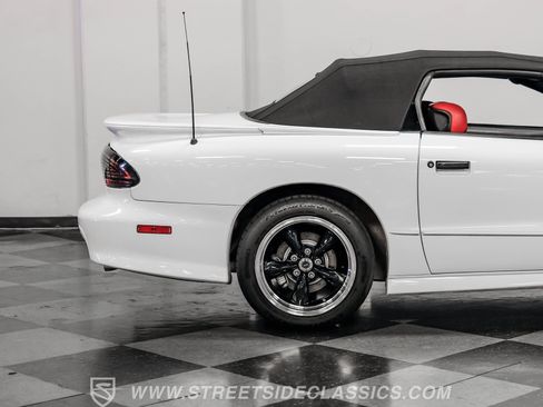 Used 1995 Pontiac Firebird Trans Am image 32
